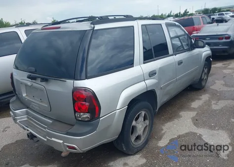 2008 Chevrolet Trailblazer Fleet z USA, uszkodzony, nr VIN 1GNDS13S082109337
